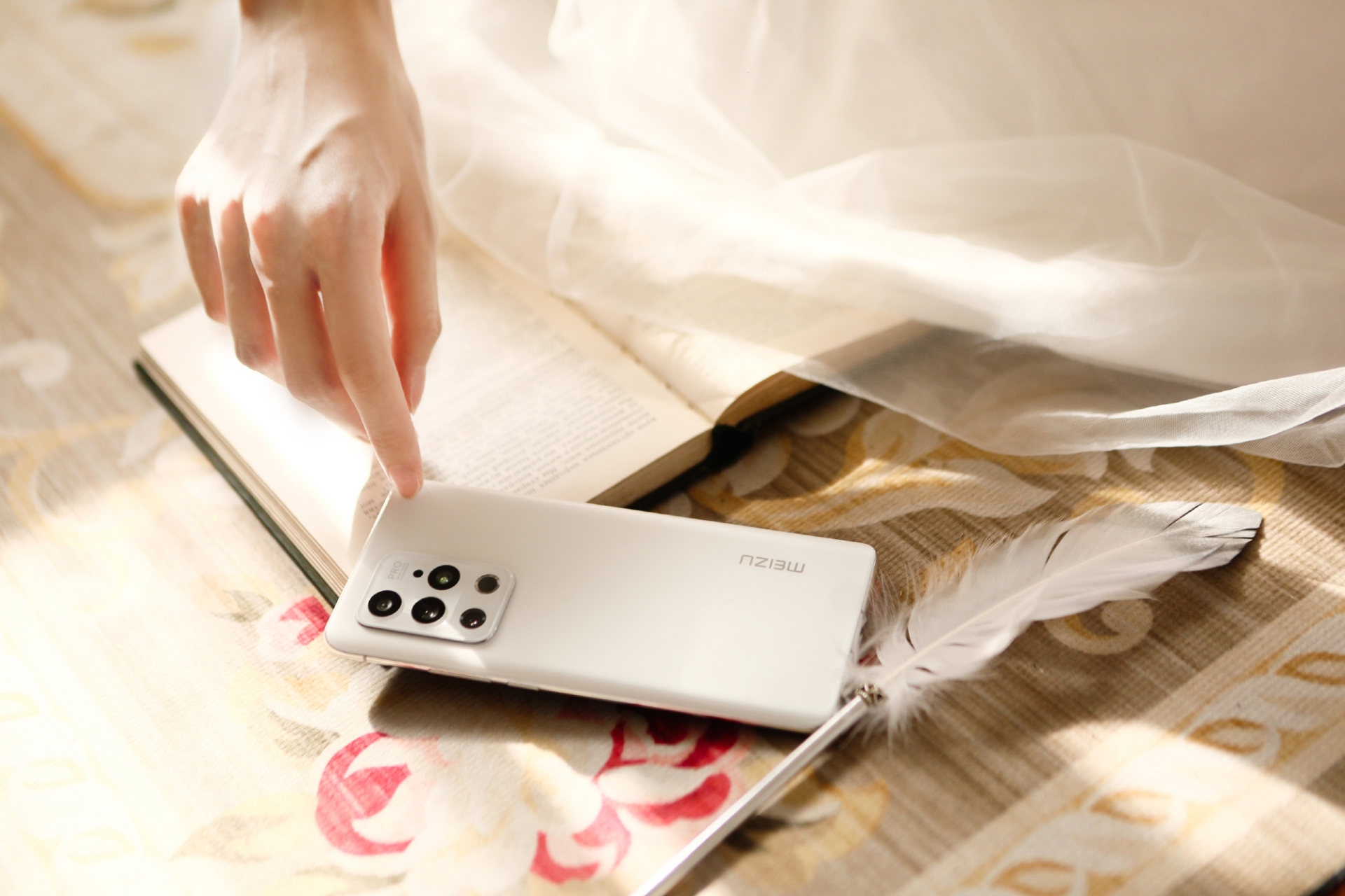 联想|用以纯粹诠释“魅族式”经典美学!魅族18s Pro合拍美图再上新