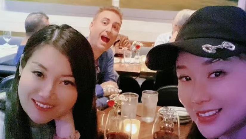 车晓|42岁姚芊羽久居美国！未婚和闺蜜同住，晒惬意生活吃穿住行皆奢侈