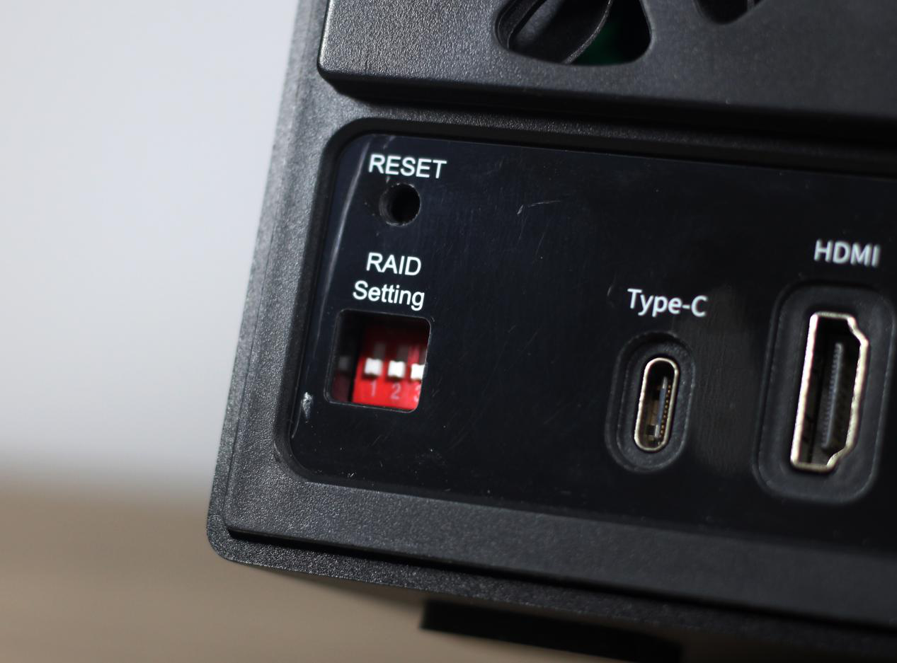 硬盘|满足你的大容量存储需求——麦沃硬盘阵列盒K35274D评测