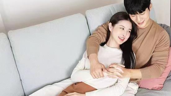 我成了连环杀人魔的第柒个目标，却没想到这是场以爱为名的杀局。