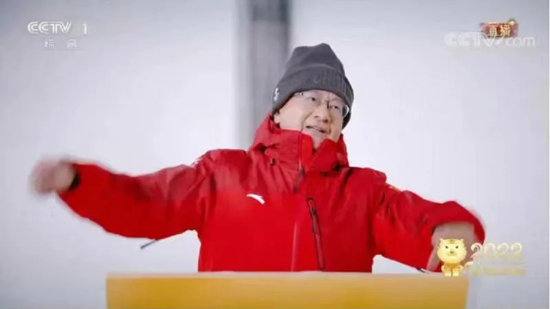 春晚|安踏国家队炽热科技护航春晚，携音乐家优雅演绎冰雪浪漫