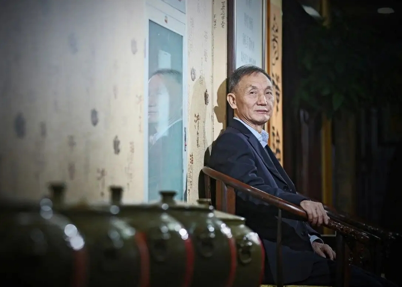 鼠标|侯为贵：创下千亿通讯传奇，与华为竞争24年，任正非曾视他为劲敌