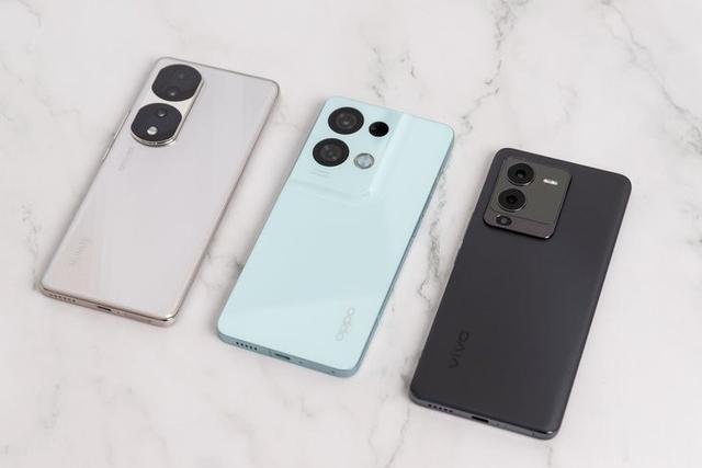 oppo reno|谁是5G续航最强轻旗舰？三大热门天玑8000系列机型实测对比