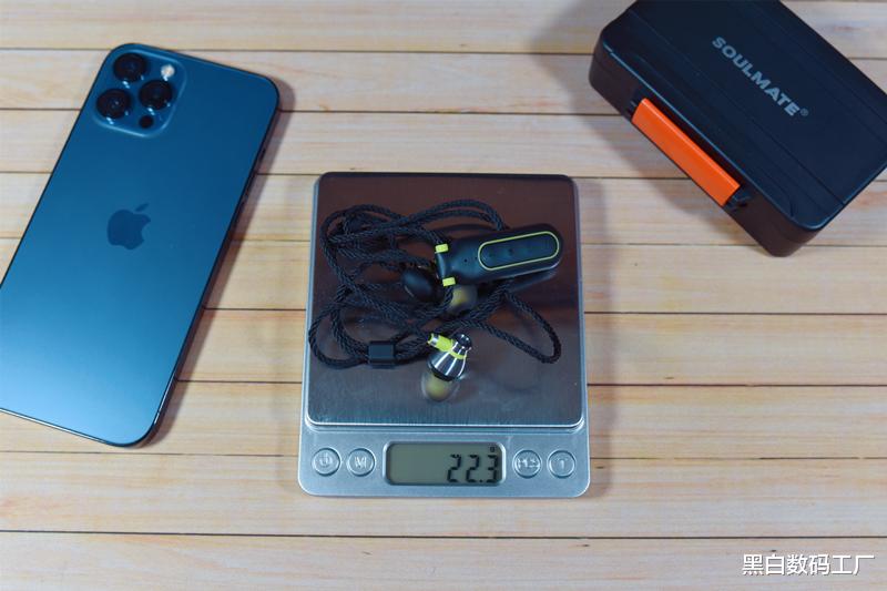 魅族|机动了,带蓝牙还有8G内存-魔浪i2运动蓝牙耳机