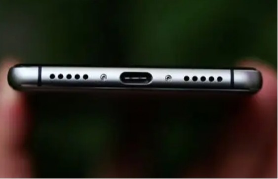 苹果|是不是要放弃中国市场吗？苹果接连收到“通牒”，统一充电接口或成定局