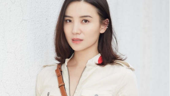 招聘|宋佳新剧，整天用鼻孔说话，那不叫时尚，叫不懂时尚