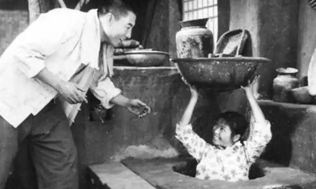 漫画|日本侵华老兵用漫画还原地雷战:稍微踩错,“轰”一下就完蛋