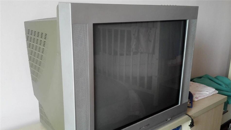 四川长虹|长虹也不肯闲着，研发新型空气循环扇，网友：空调市场压力倍增