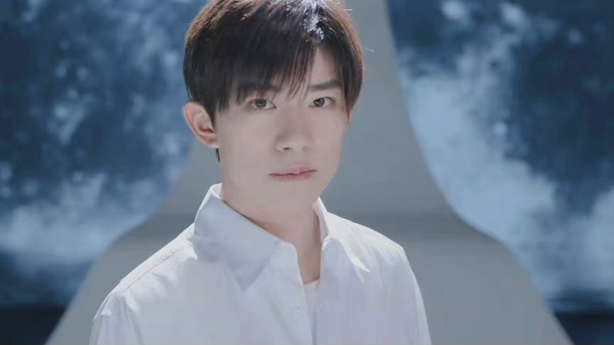 林志玲|易烊千玺工作室活动即将结束，粉丝喊话催存货，新的花名出现了