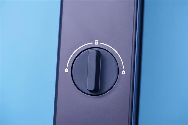 AMD|3D刷脸开门 告别指纹痛苦!萤石极光人脸视频锁Y3000FV图赏