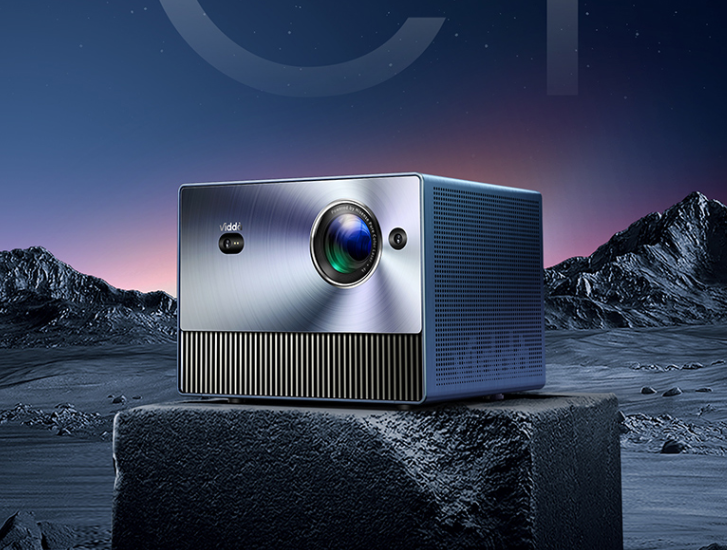 机箱|同样是激光投影仪,选全色激光的Vidda,还是单色激光的当贝?
