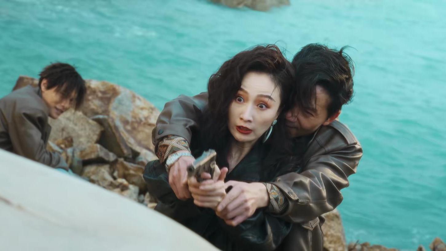 董宇辉|拿下榜1，热度直指全网冠军，犯罪片的天花板，要被邹兆龙改写了