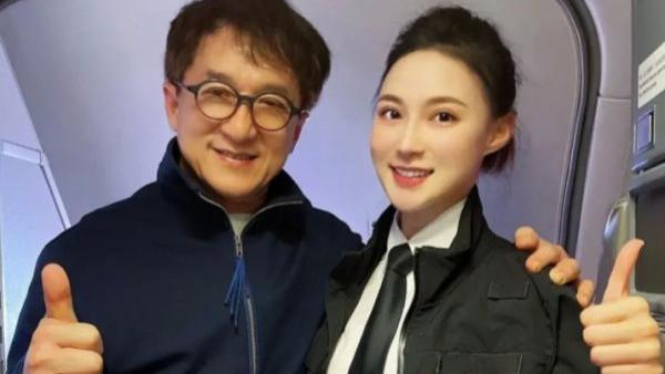 成龙|别炒作了！空姐再曝成龙大哥要地址真实用意，网友: 深感无奈