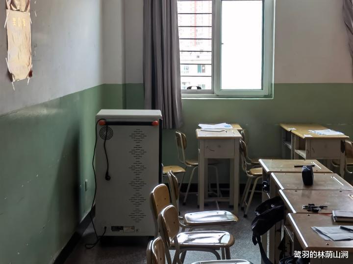 运营商|他还是个孩子啊,你不能强买强卖!