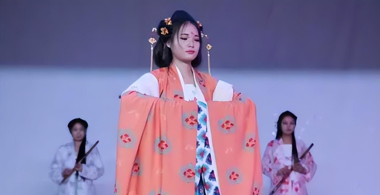 民族|清美服裝畢設遭吐槽，動畫畢設卻叫人驚艷，網友：這不比瞇瞇眼強