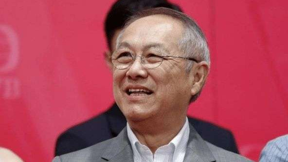 TVB|73岁老戏骨叹TVB人才流失严重，对曾励珍心生感激：她会主动加薪