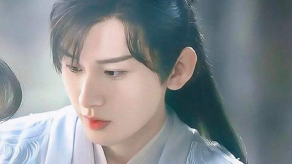 成毅|成毅不适合演现代剧？看见他的检察官定妆照后：我都不期待靳东了