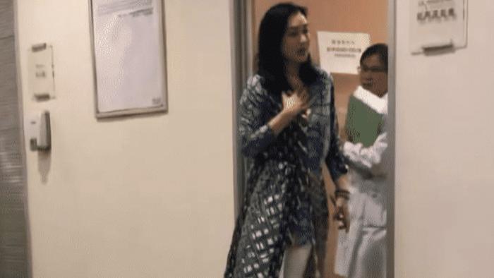 佟丽娅|51岁试管成功！他俩圆满了