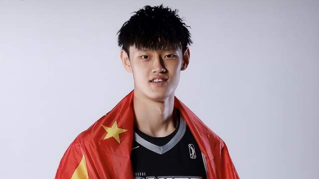 火箭队|美媒排2022新秀榜，班切罗第一，火箭有机会选到迪昂或约维奇