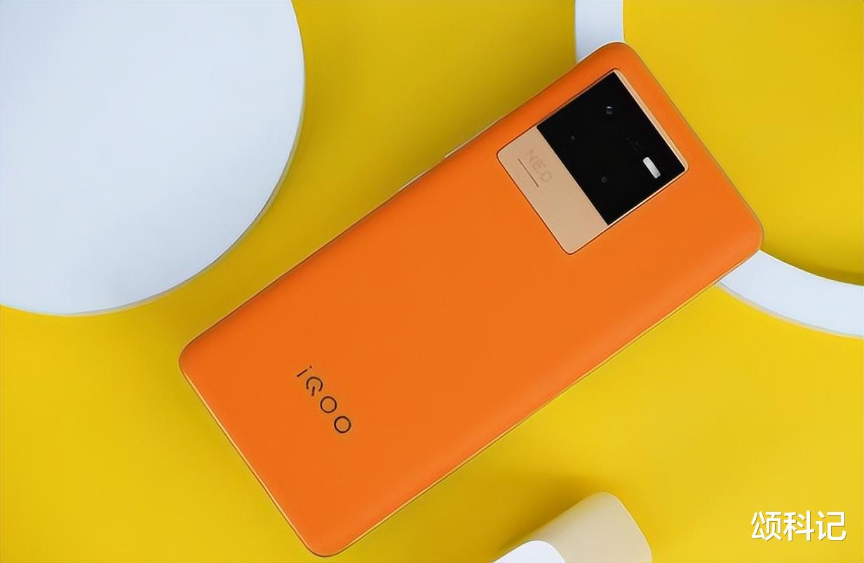 音箱|106万跑分,OIS+骁龙8+80w,手机卷王仅售2799元