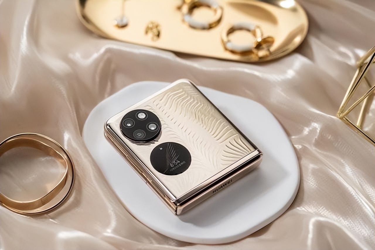 华为p50|母亲节将至,让华为P50 Pocket留住妈妈的美好时光