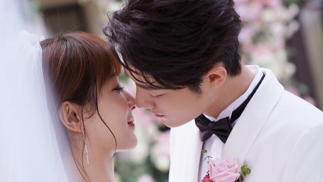 肖战|肖战新采访预告：导演不喊“卡”，拍戏freestyle