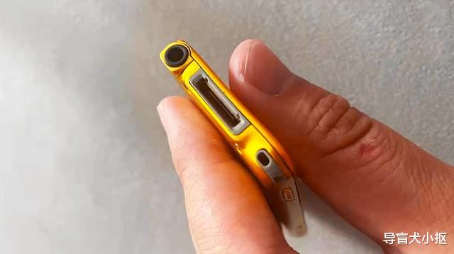 |纯正的walkman血统,这款二手索尼MP3,外观和音质令人难忘