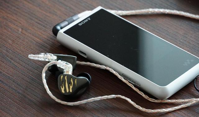 小米科技|对比索尼、森海塞尔的万元旗舰后，我被国产超高端耳机的实力折服