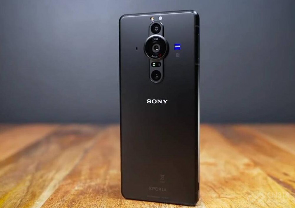 华为mate|小米12S Ultra掀起“1英寸大战”，下半年卷死友商？