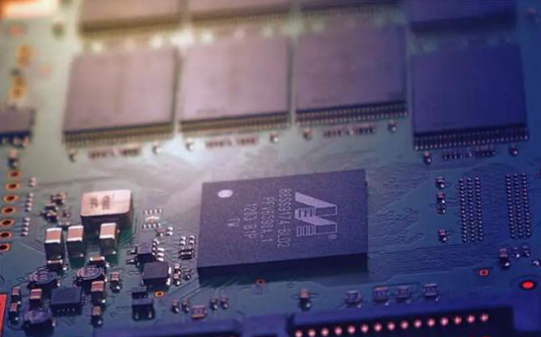 闪存|国产闪存芯片打破技术壁垒,自主研发性能超韩国,又被美国盯上!