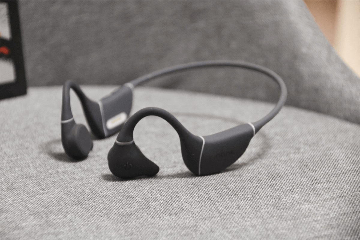显卡|运动耳机骨传导的好用吗?骨传导运动蓝牙耳机推荐
