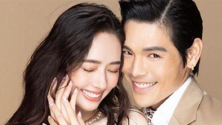 街拍|向佐出轨证据连爆！郭爸不忍了，挺爱女开轰“那个乱来的”