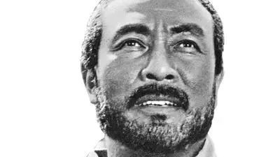 崔嵬：这个真性情的山东汉子辞官不做，到底成了新中国第一任影帝