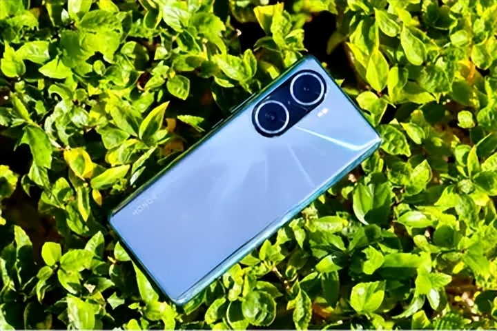 |2022下半年,2000~3000档首选这3款,流畅用三五年