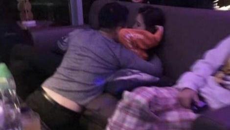 汪小菲|汪小菲张颖颖再登热搜榜一！台媒曝小菲婚内出轨，错怪大S很自责