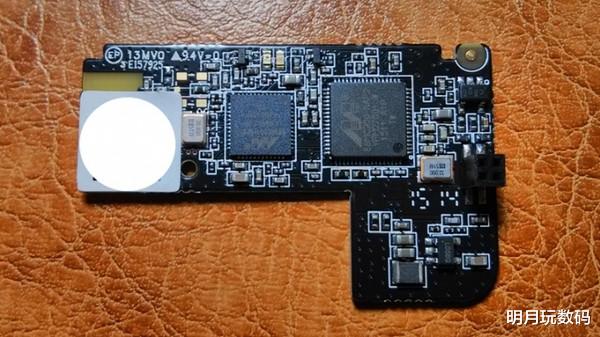 5G|小米智能插座内部是什么样？暴力拆开后竟有这么多元件
