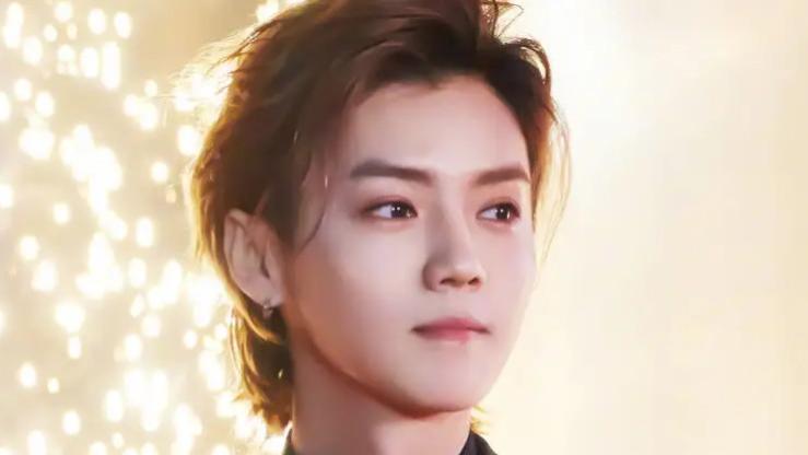 鹿晗|大浪淘沙10年，“归国三子”的淳朴，击穿了多少明星的“荒唐”