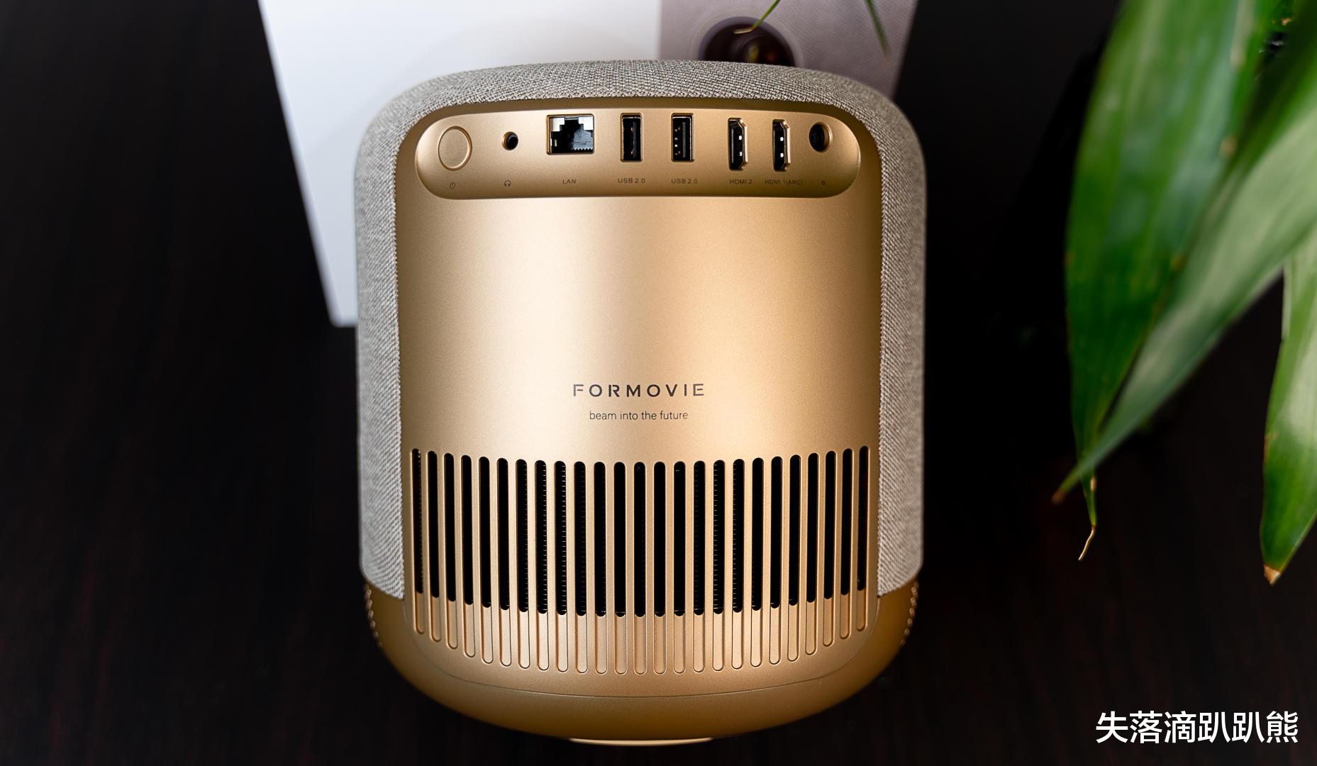 投影仪|七千元真香4K投影,飞入寻常百姓家的峰米V10 4K超高清投影仪