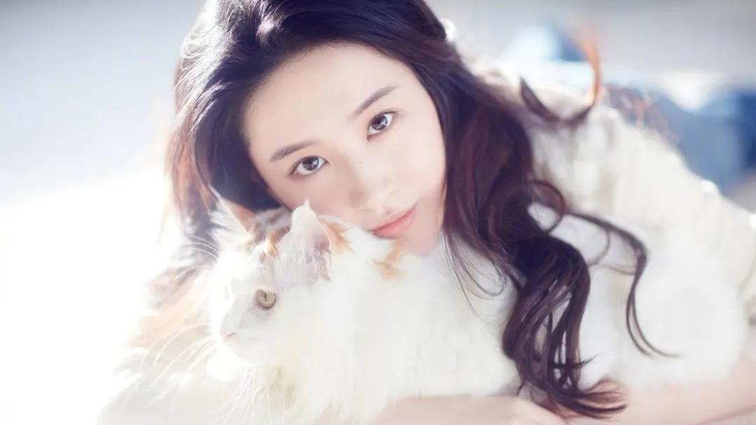 周冬雨|5位影视剧中“第一美人”角色设定：有人实至名归，有人纯属尬吹