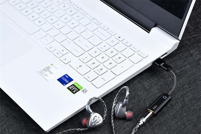 摄影|FiiOKA1超小尺寸便携式解码放大器,入门级必备