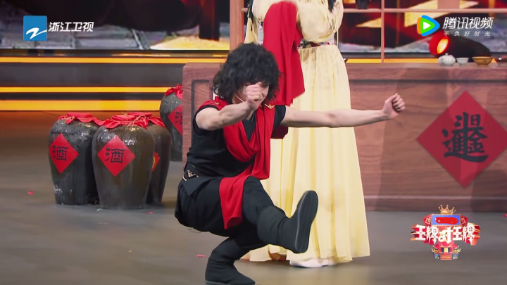 关晓彤|可恶，又被华晨宇给秀到了！张若昀都学不来，赵文卓直接认输