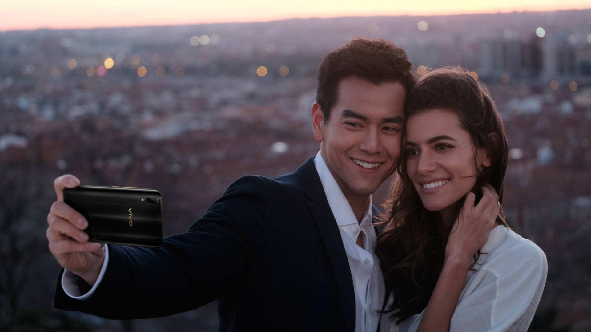 vivo x|蓝厂首款折叠屏手机，vivo X Fold设计图曝光