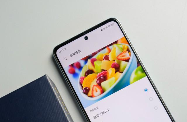 电池|标配12G内存和大电池用3年不卡顿这才是高性价比的千元机