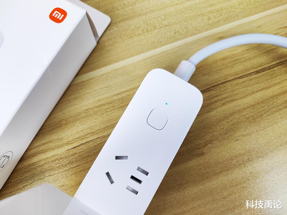 台积电|支持小爱同学、米家远程控制,小米智能插线板2 5位插孔版开箱