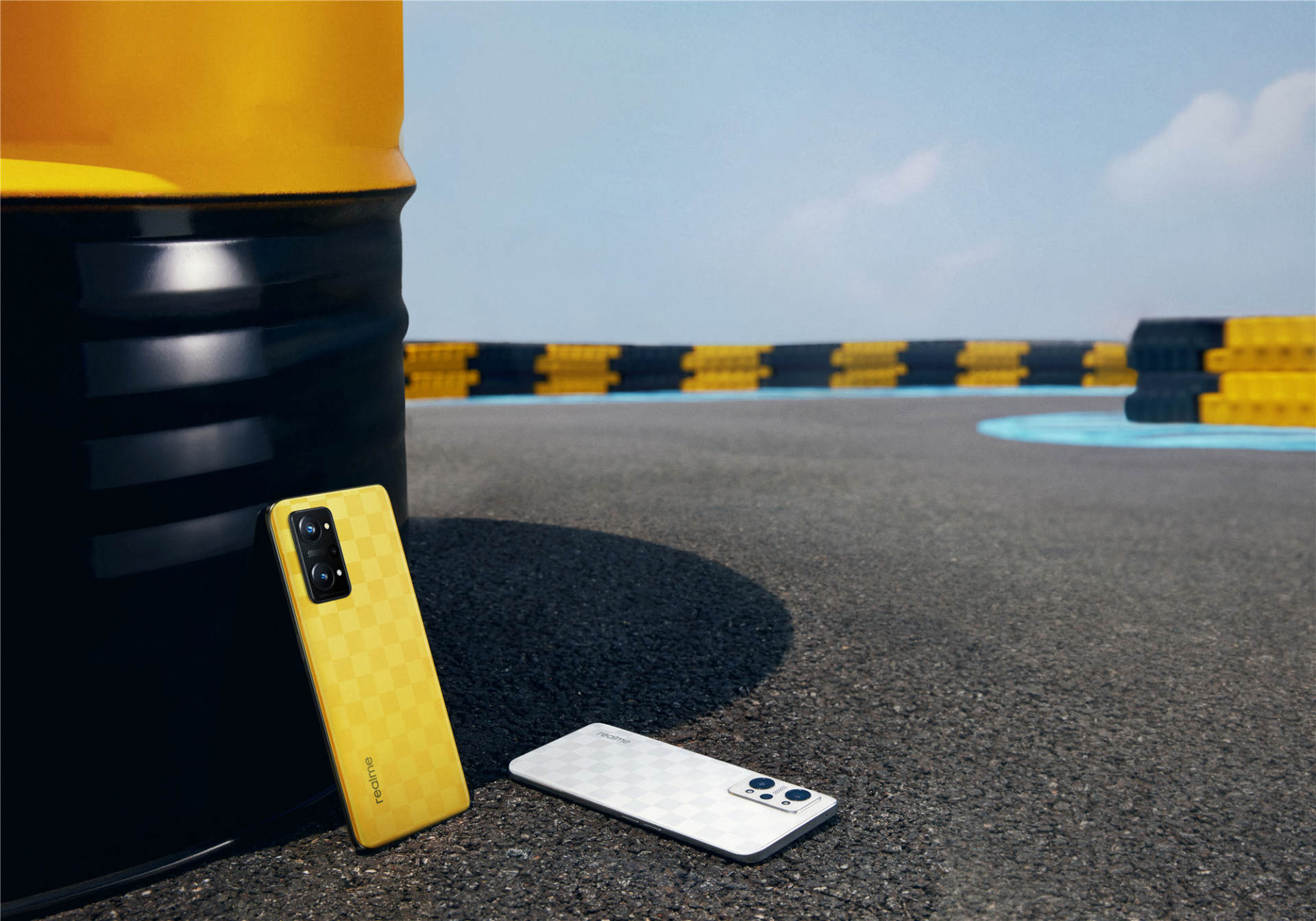 芯片|realme再出爆款手机!80W闪充和骁龙870加持,售价1799元起