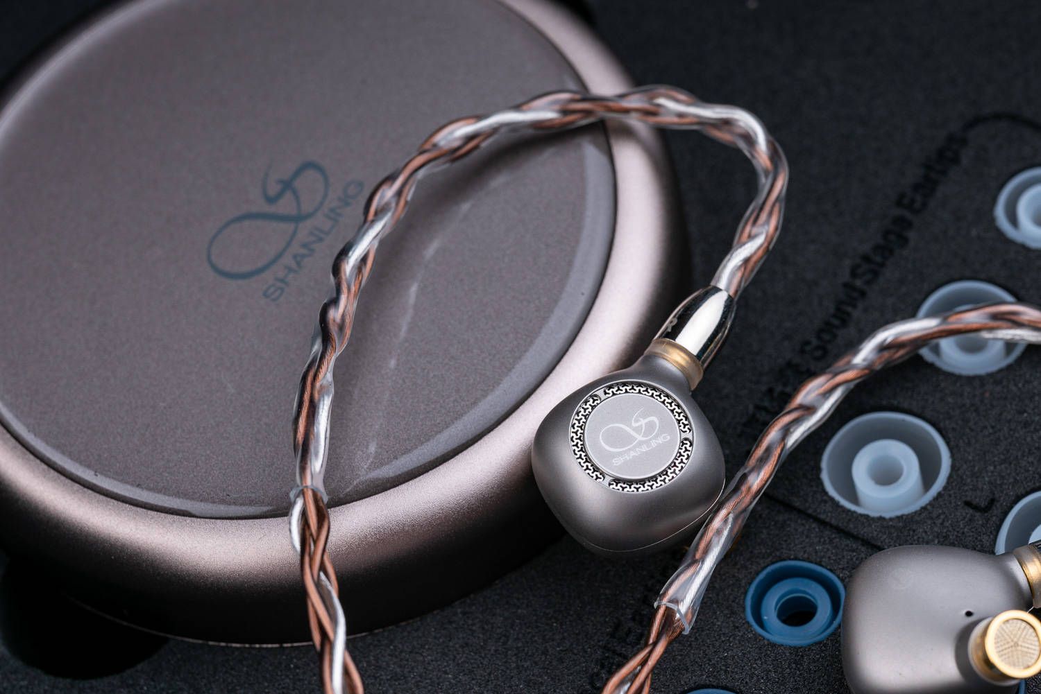 红海|漫谈山灵MG800动圈耳塞：红海市场里的搏杀之作