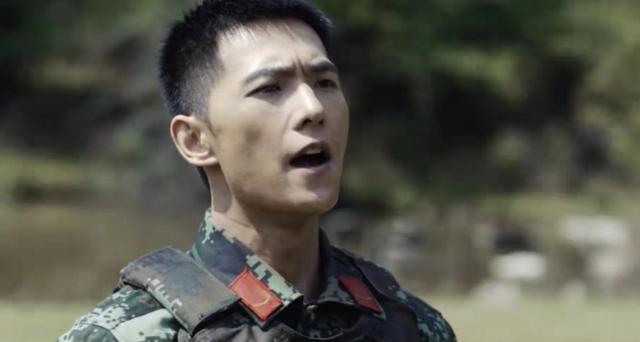 杨洋|军艺校草杨洋，新剧再现军旅雄风，全能选手却惨遭淘汰，惹人心疼