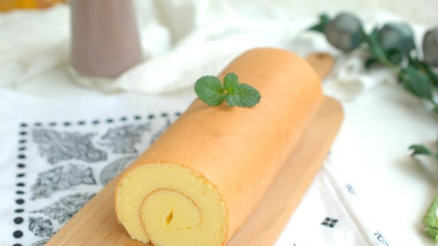 戚风蛋糕|蛋糕卷湿性发泡、戚风蛋糕干性发泡，分别是什么状态？看完就明白