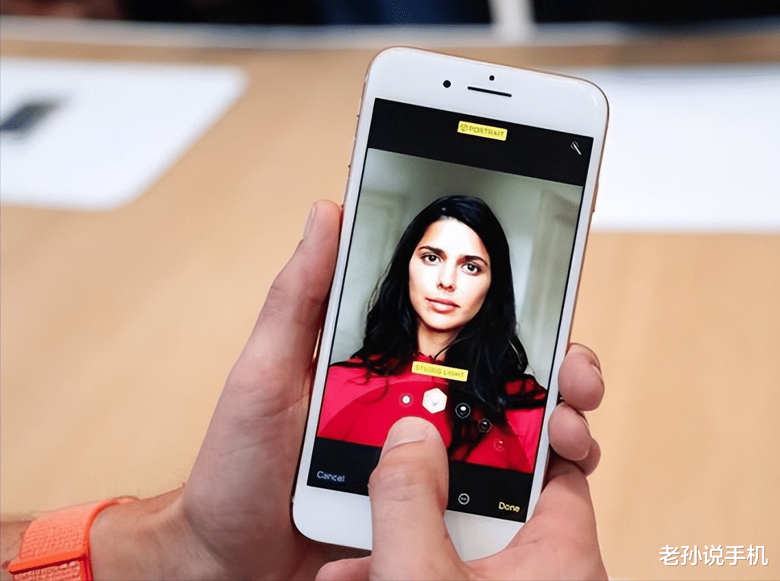 |Plus时隔5年回归!历代iPhone Plus版本盘点,哪一款经典?