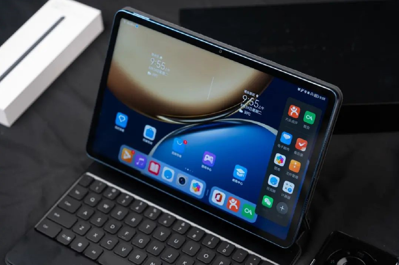 MacBook Pro|手机手表平板怎么选?暑期换新看这三款好口碑机型,不做冤大头